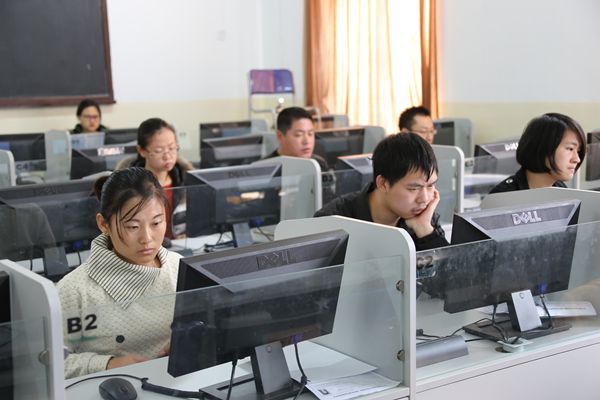 北京市海淀區(qū)教育考試培訓(xùn)中心 托福考點(diǎn)_新托福和老托福區(qū)別_新托福考試時(shí)間